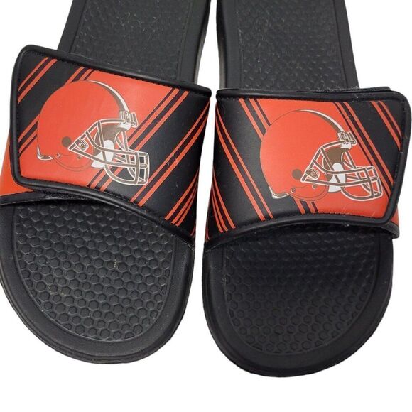 Cleveland Brown Slides NFL Football Men Size 9-10 Shower Pool Beach Shoes Sandal - Picture 3 of 11